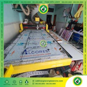 Tại sao nên chọn dịch vụ cắt khắc Mica trọn gói