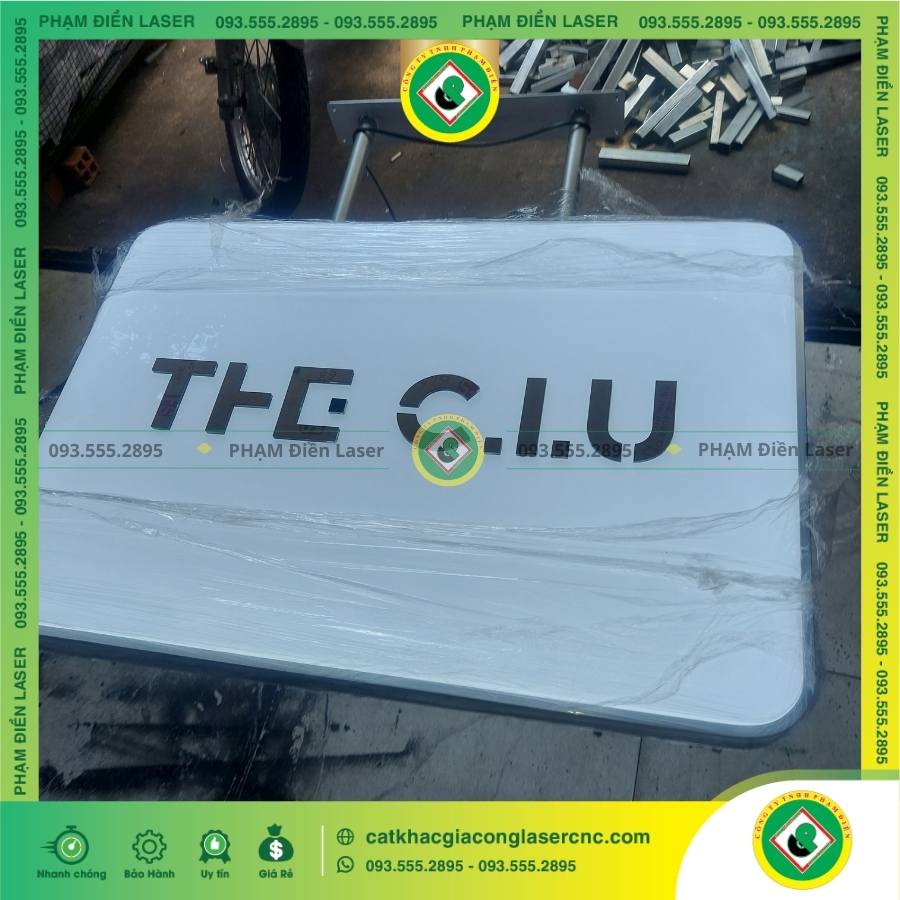 Ứng dụng thực tế trong mô hình shop thời trang nữ